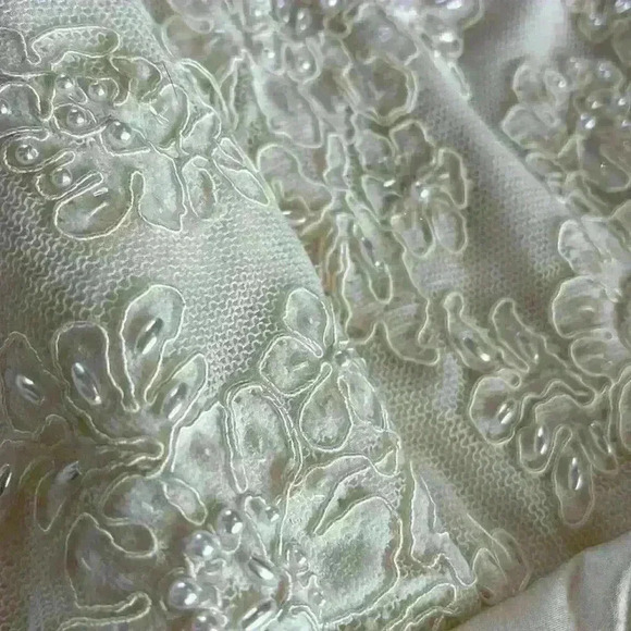 Vintage Alfred Angelo silk gown - Picture 4 of 16